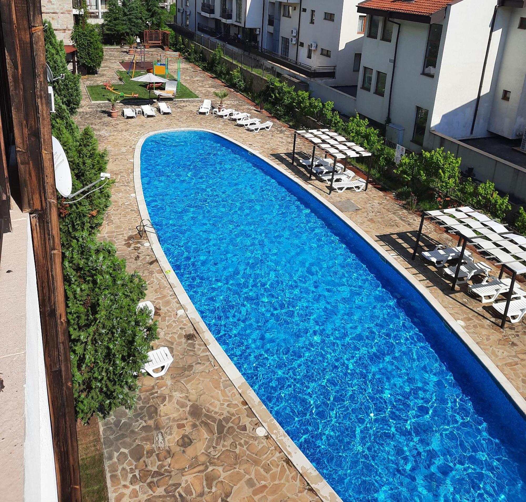 Апатаменти За Гости Sunshine И Glory Apartment Sveti Vlas Exterior photo
